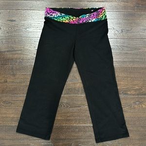 Victoria secret Pink size S/P cropped leggings never worn! Like new!